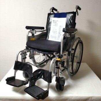 折り畳み寸法Miki　自走用　多機能　車椅子　MM-FIT Hi20