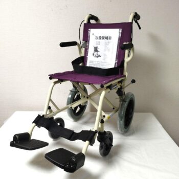 カワムラサイクル　介助用　軽量コンパクト　ノーパンクタイヤ　車椅子　KA6
