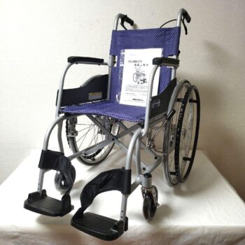 カワムラサイクル　超軽量　介助用　車椅子　ふわりす　KF22