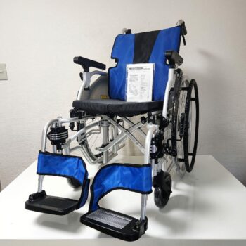 Miki　ミキ　多機能　自走用　ノーパンクタイヤ　車椅子　MEF-22
