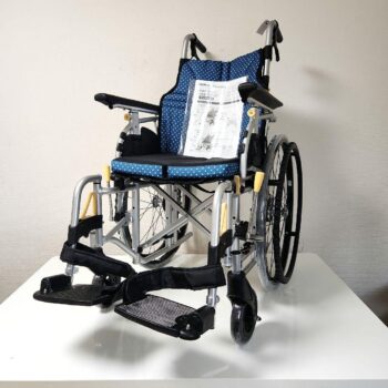 日進医療器　多機能　自走用　ULTRAシリーズ　車椅子　NA-U7