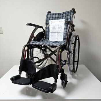 カワムラサイクル　自走用　多機能　車椅子　WAVIT＋シリーズ