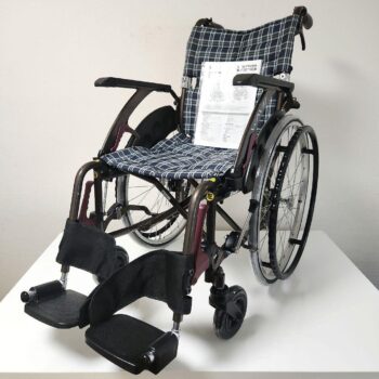 カワムラサイクル　自走用　多機能　次世代型車椅子　WAVIT＋シリーズ