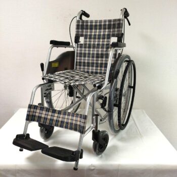 Miki　ミキ　軽量コンパクト　自走用　車椅子　MOC43SP