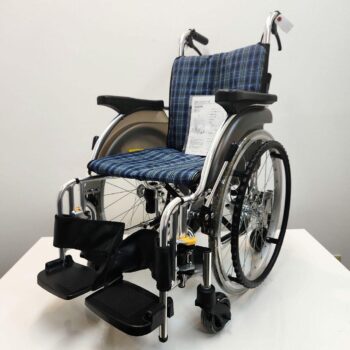 Miki　自走用　6輪　ノーパンクタイヤ　車椅子　SKT-5