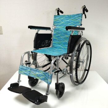 日進医療器　自走用　軽量　多機能　車椅子　NA-L8W