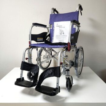カワムラサイクル　超軽量　介助用　多機能　車椅子　ふわりす＋　KFP16