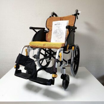 松永製作所　介助用　多機能　軽量コンパクト　車椅子　NEXT-41B