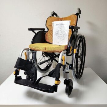 松永製作所　自走用　多機能　軽量コンパクト　車椅子　NEXT-31B