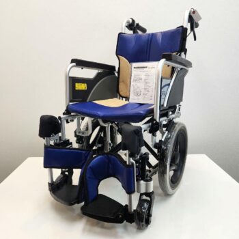Miki　介助用　6輪車　多機能　コンパクト　車椅子　SKT-600