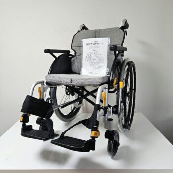 松永製作所　自走用　多機能　軽量コンパクト　車椅子　NEXT-31B