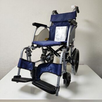 Miki　介助用　多機能　超軽量　ノーパンクタイヤ　車椅子　CRT-8