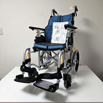 日進医療器　介助用　多機能　超軽量　ノーパンクタイヤ　車椅子　NAH-U7