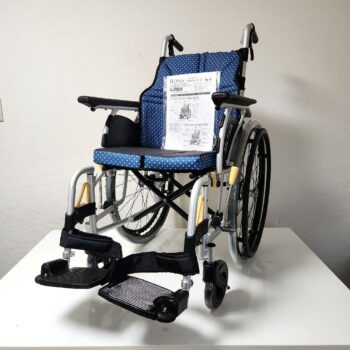 日進医療器　自走用　多機能　ULTRA　車椅子　NA-U2W