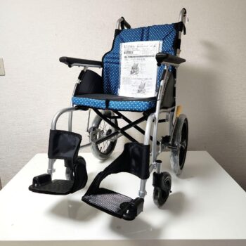 日進医療器　介助用　超軽量　ULTRA　車椅子　NAH-U1