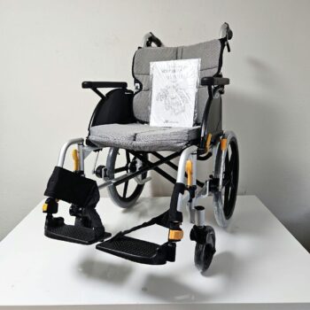 松永製作所　介助用　多機能　軽量コンパクト　車椅子　NEXT-41B